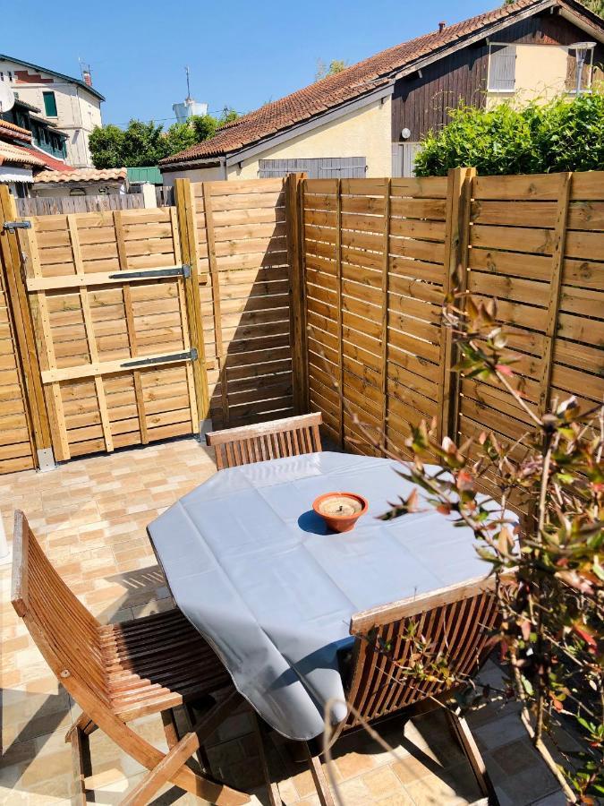 Appartement Duplex Lumineux Idealement Situe アレ エクステリア 写真
